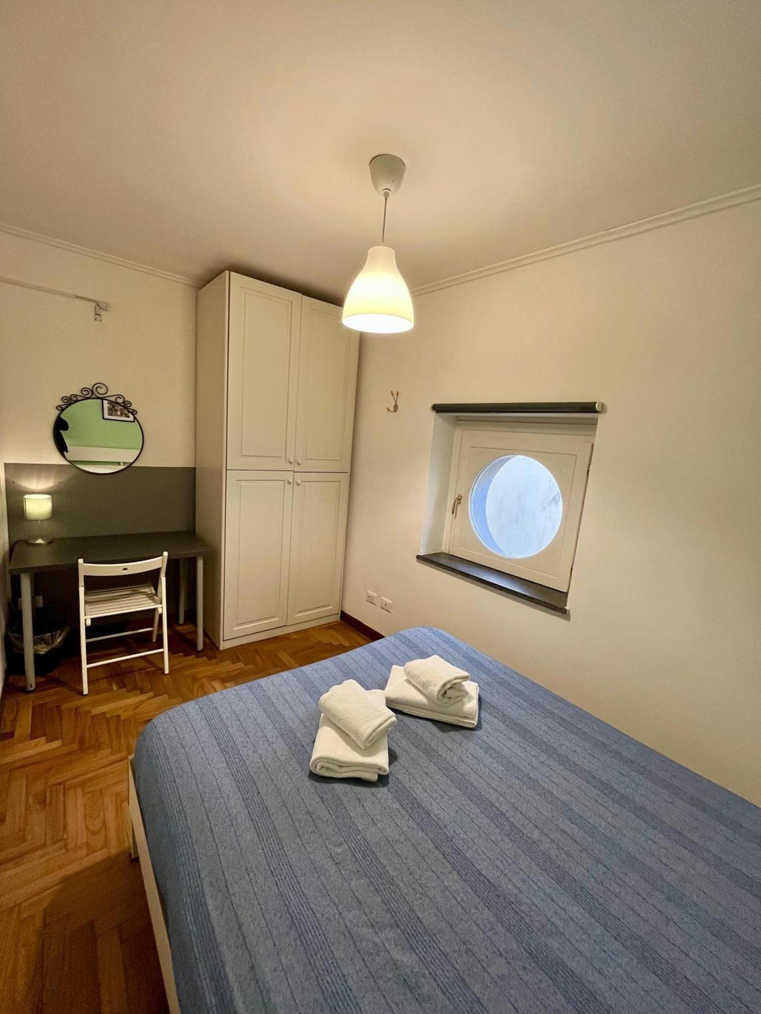 Palazzo Rota Guesthouse Napels Buitenkant foto