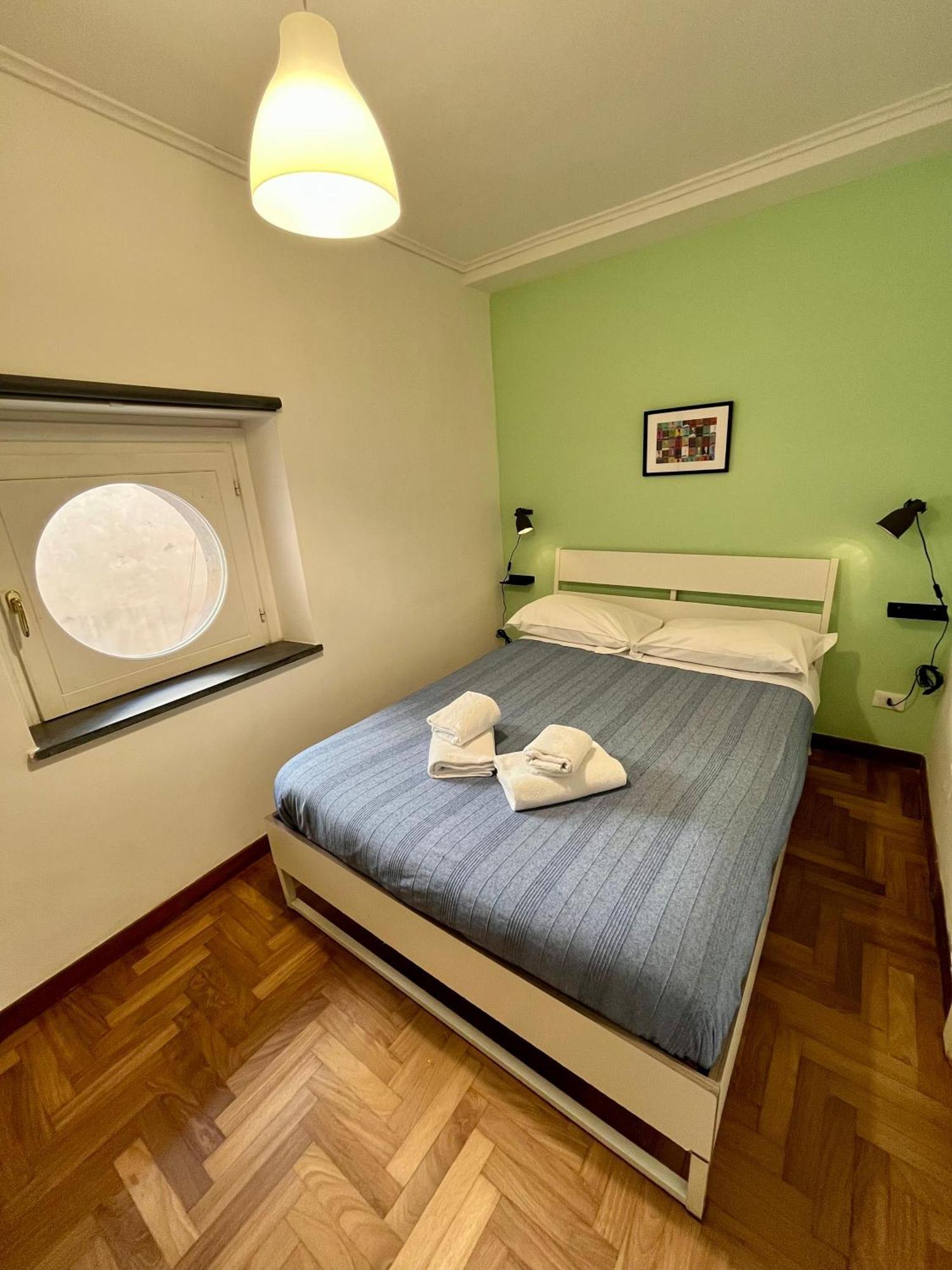 Palazzo Rota Guesthouse Napels Buitenkant foto